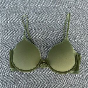 Natori Green Seamless T-Shirt Bra with Underwire Support 34B